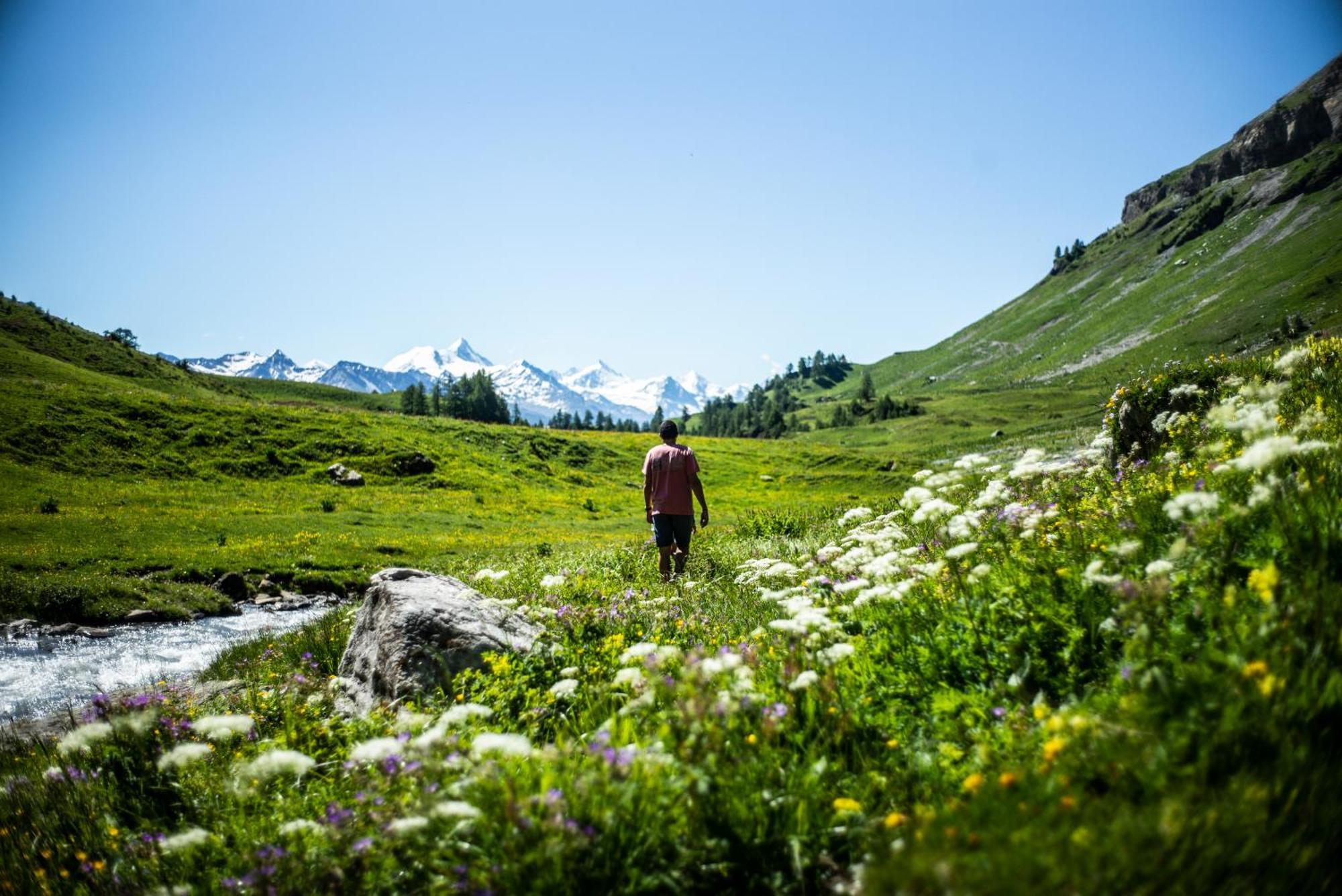 Crans Montana Suites Buitenkant foto