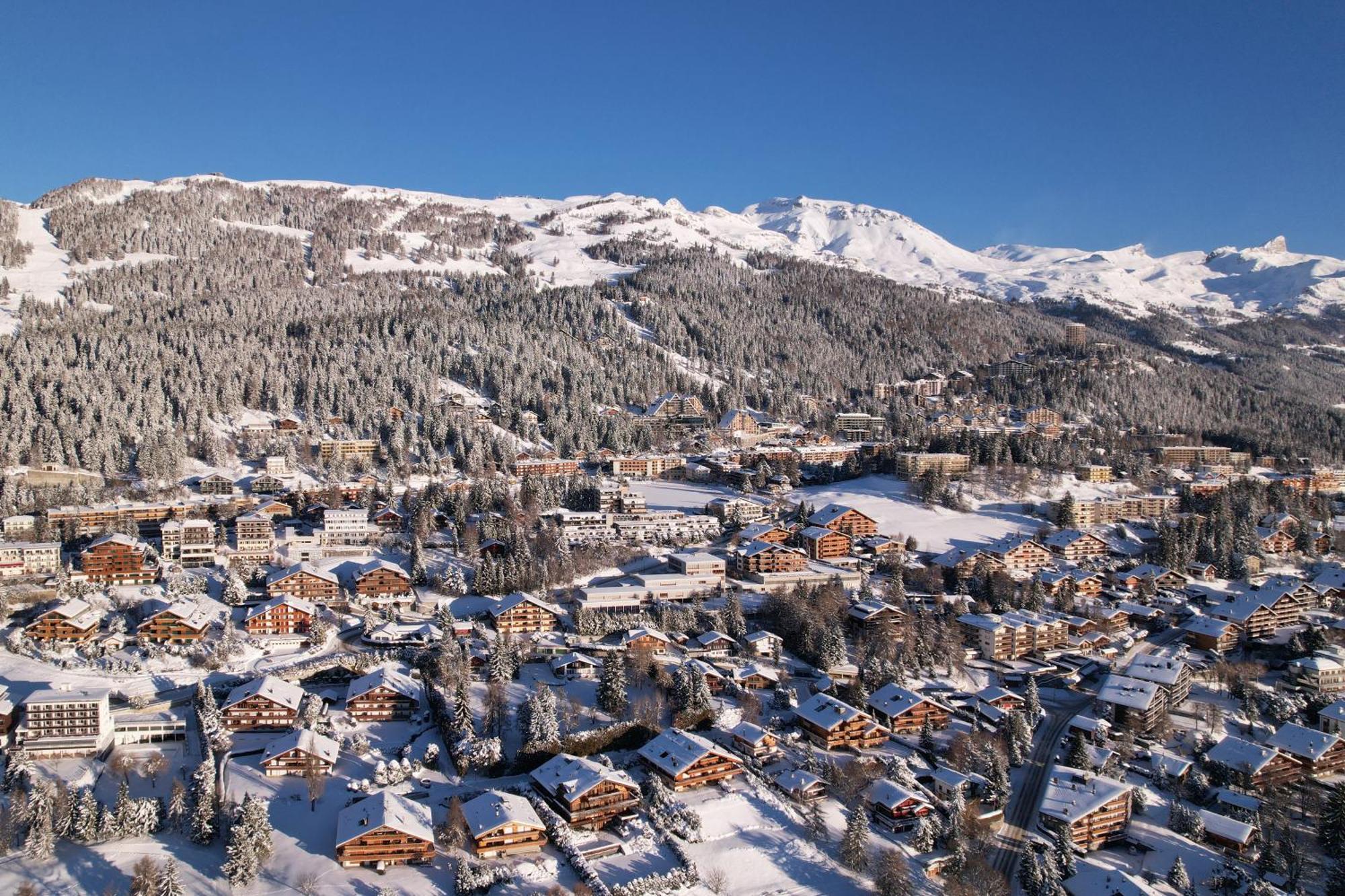 Crans Montana Suites Buitenkant foto